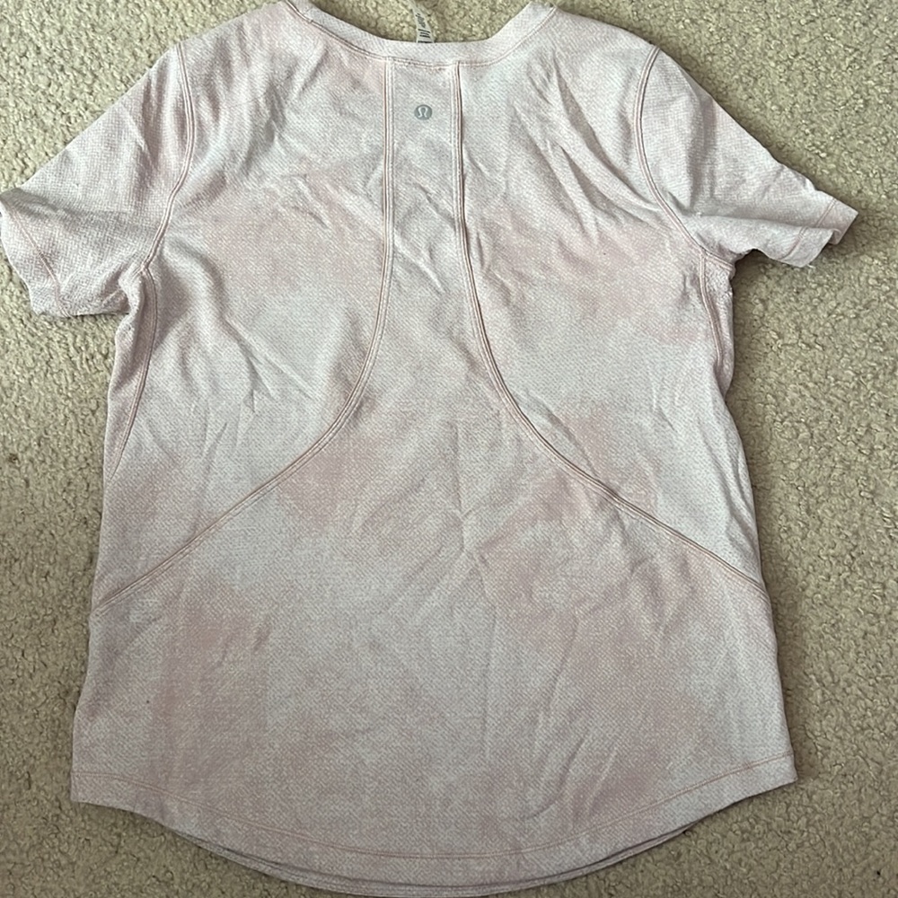 Lululemon - Picture 3 of 3